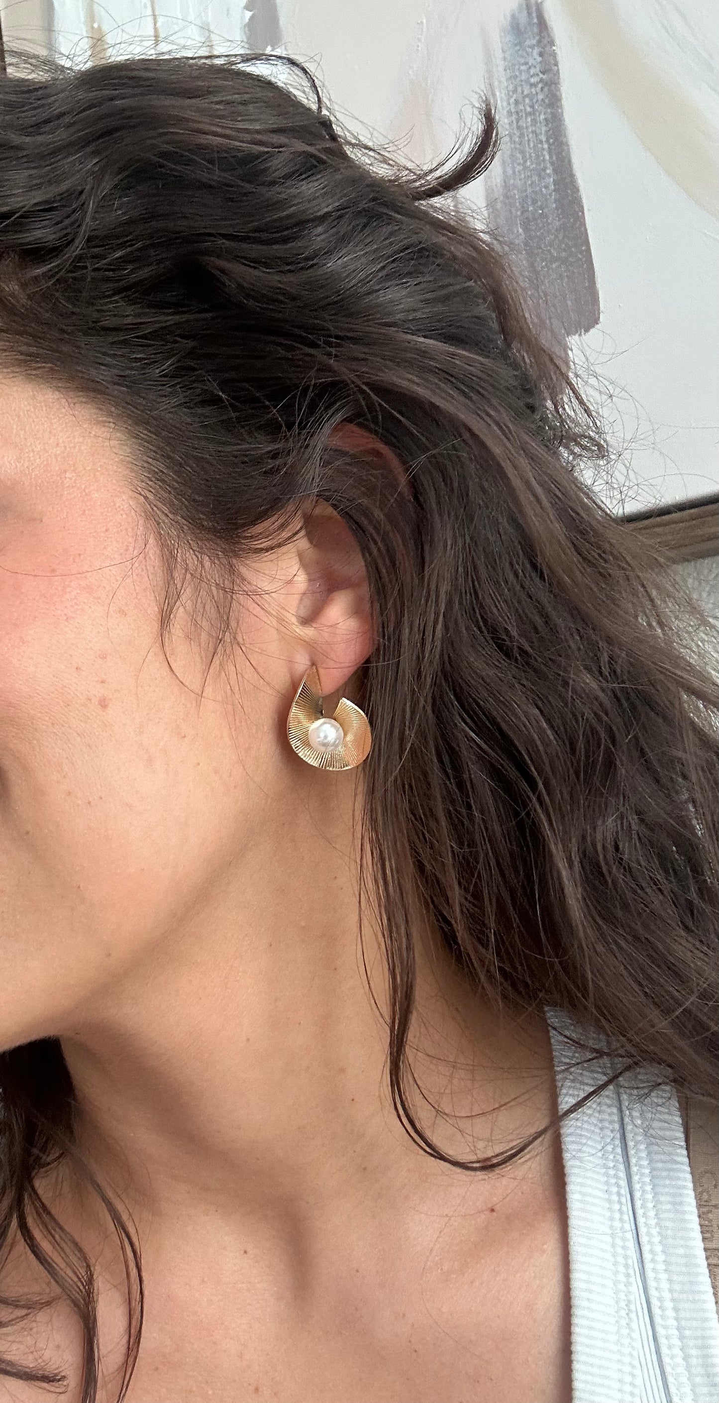 Pearl Reveal Earrings