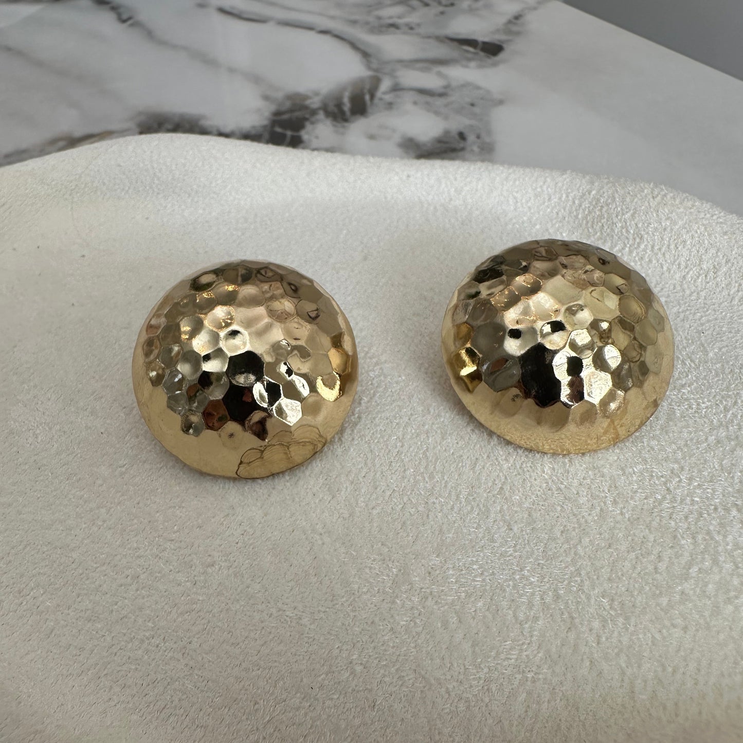 Golden Orbit Studs
