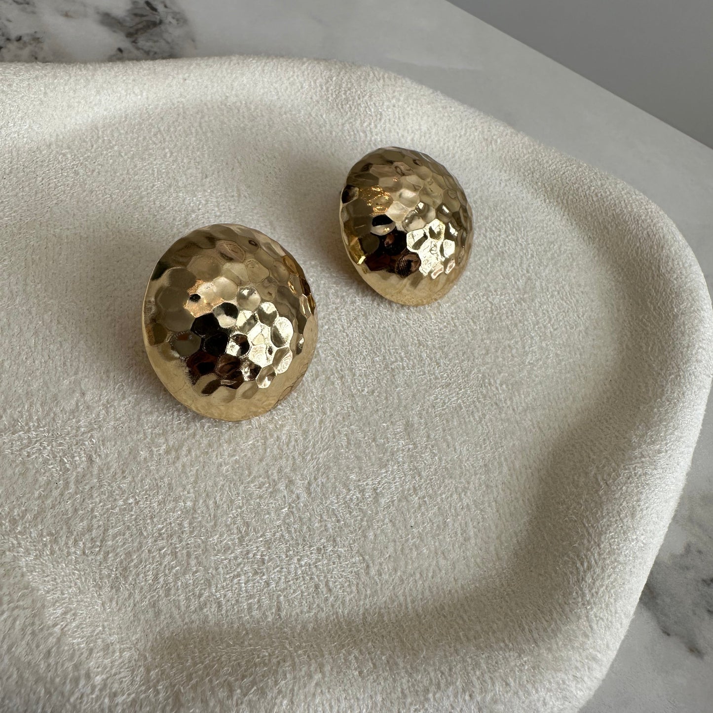 Golden Orbit Studs