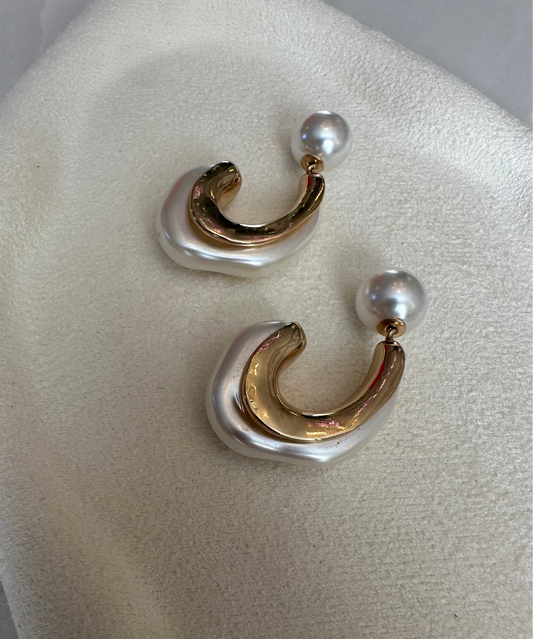 Tide Pearl Earrings