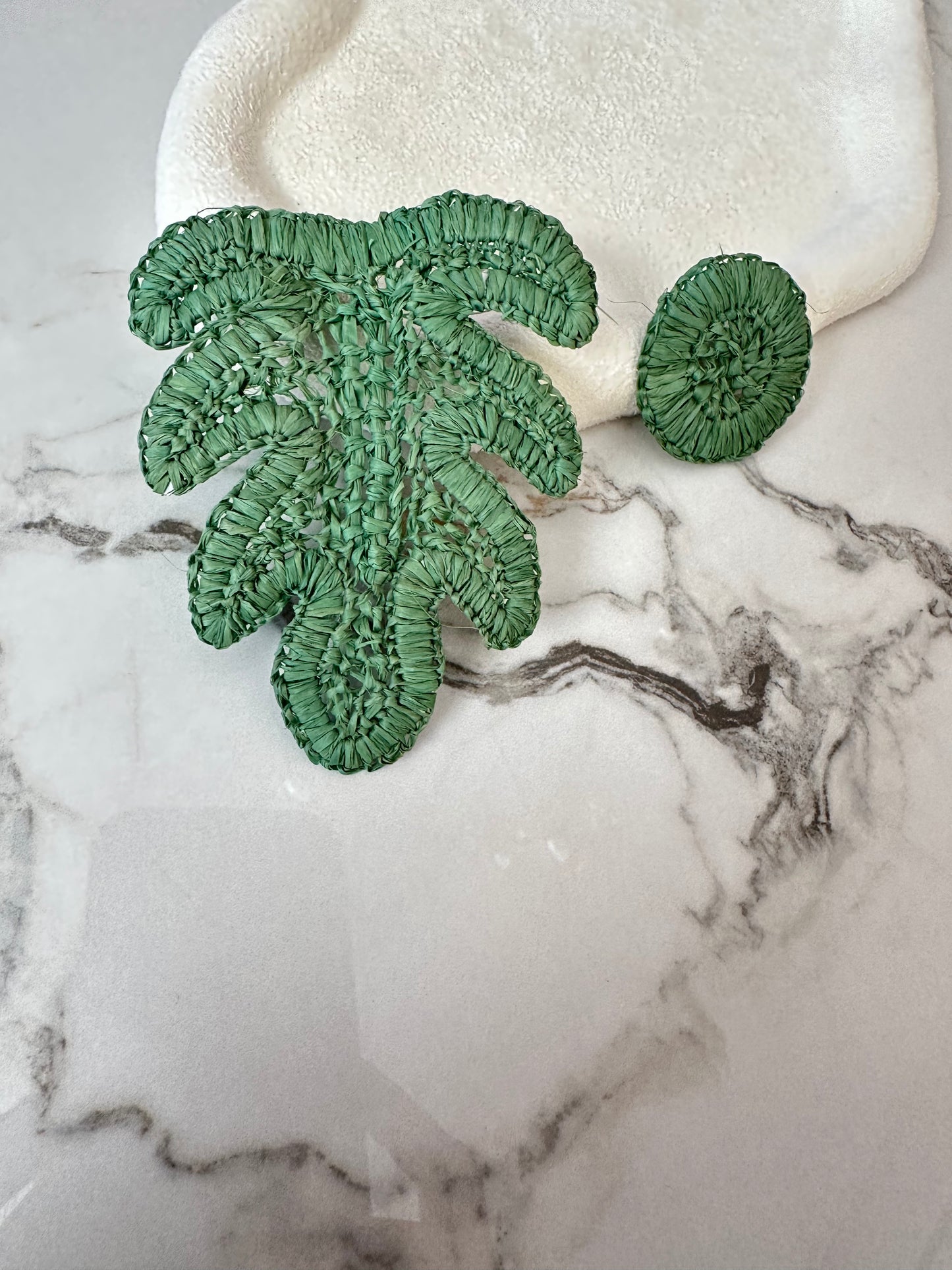 Monstera Earrings