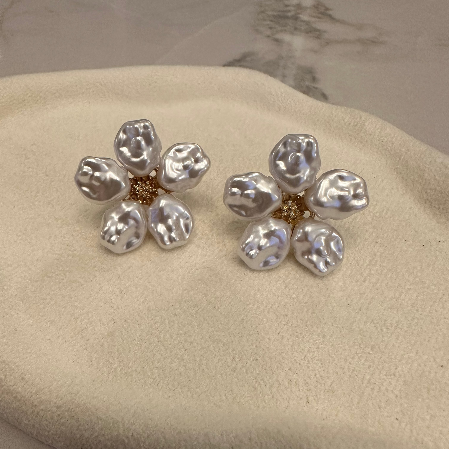 Pearls Dream Studs