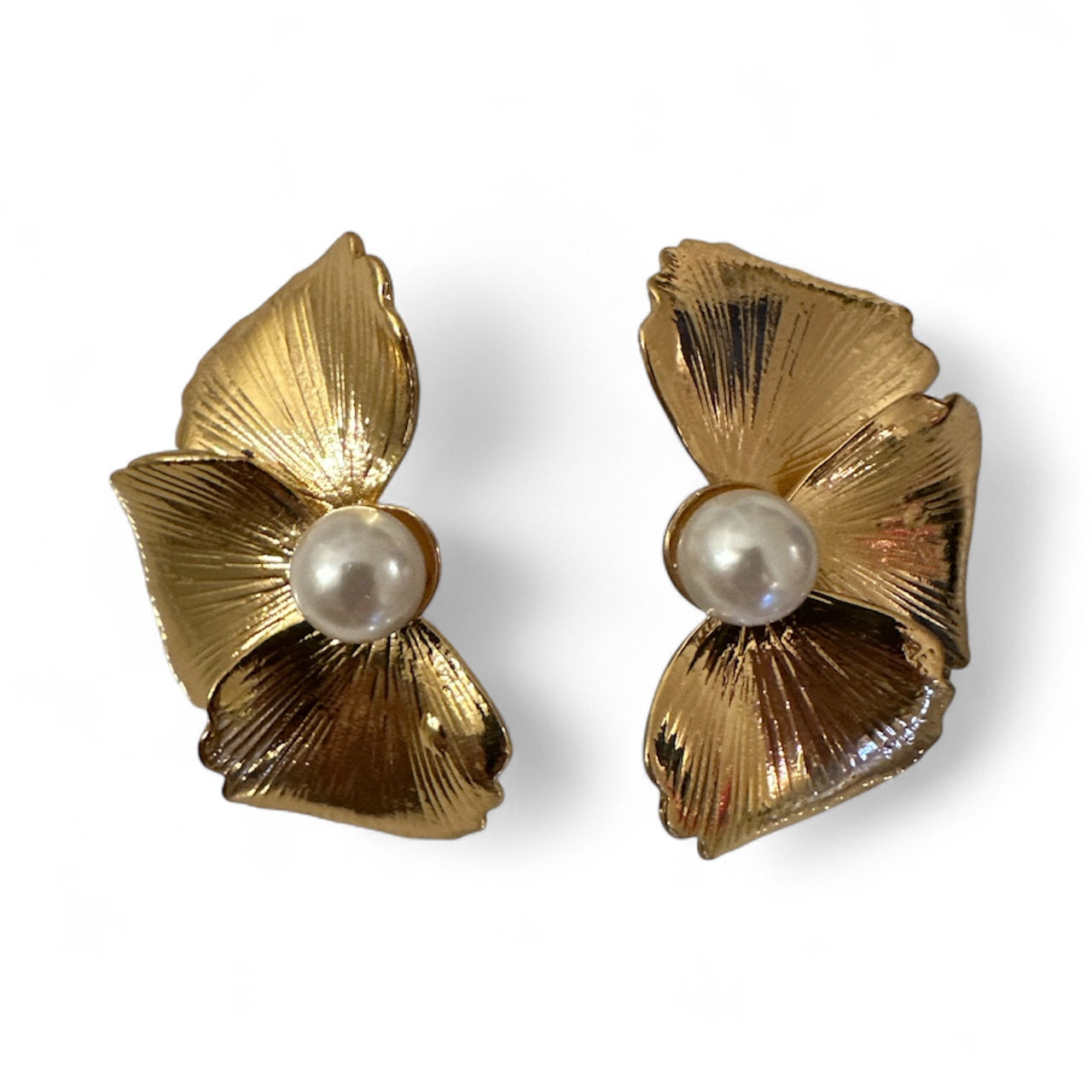 Bloom Pearl Studs