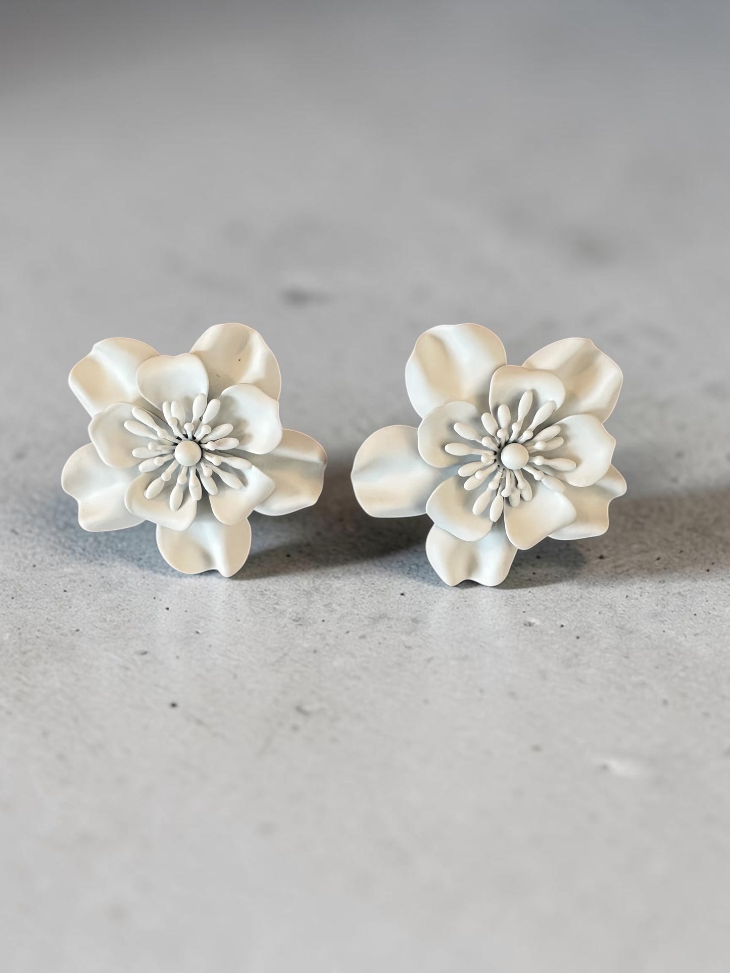 White Bloom Earrings