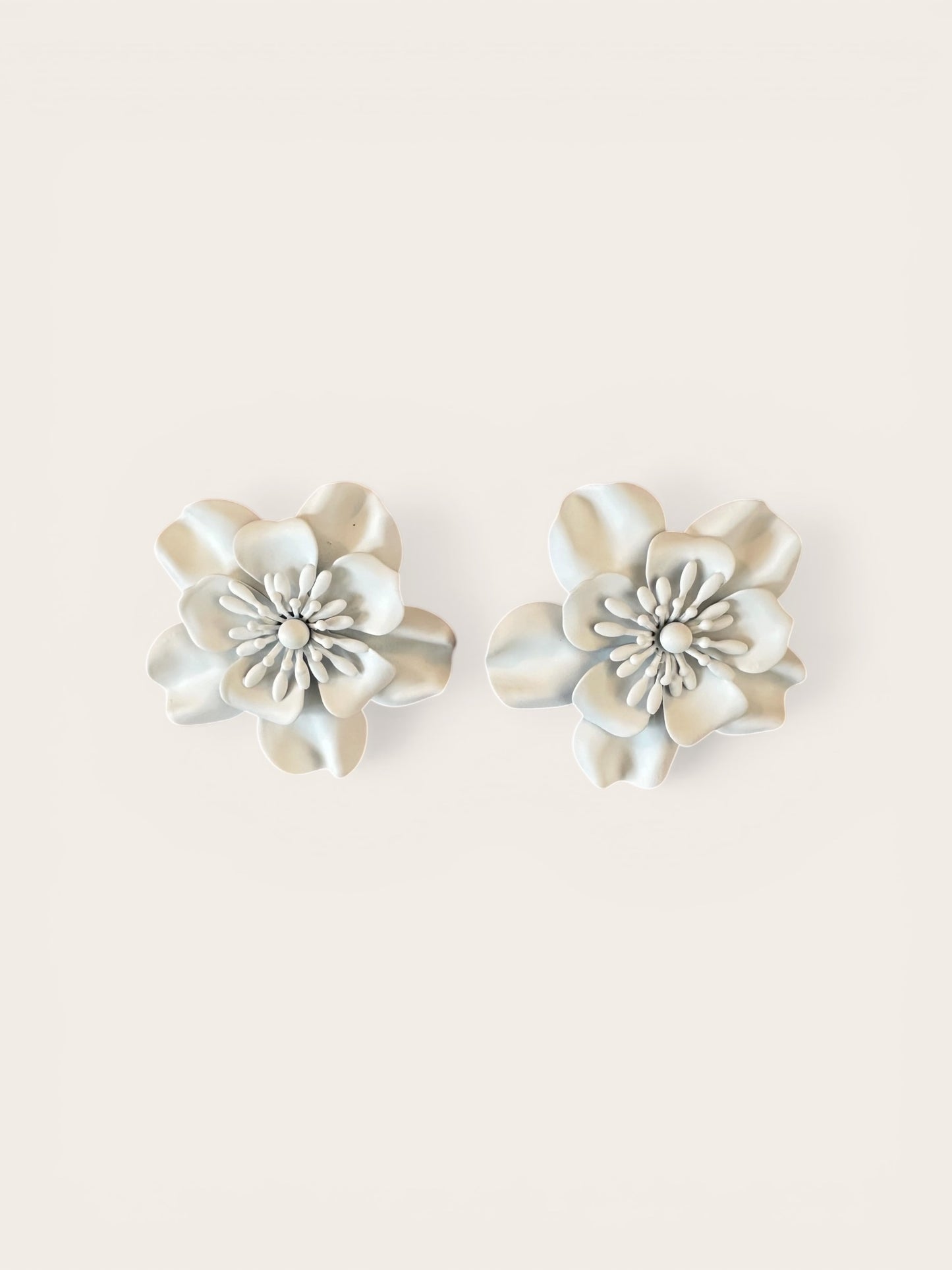 White Bloom Earrings