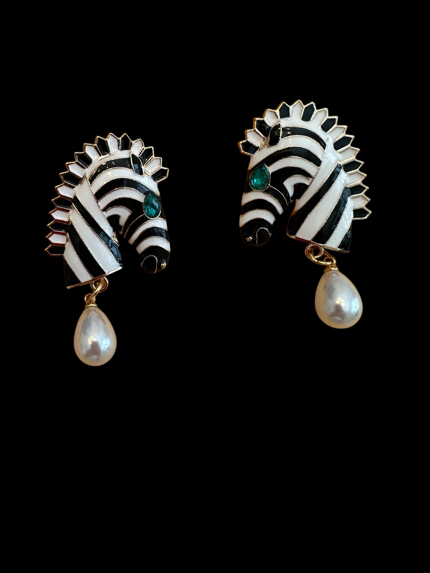 Savanna Pearl Earrings